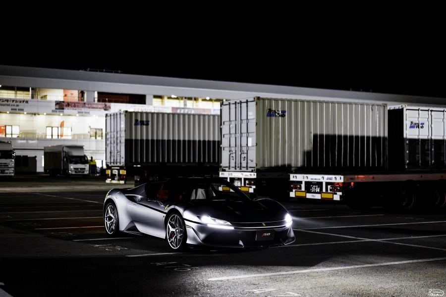  Ferrari J50 2016 года  (фото 7 из 7)